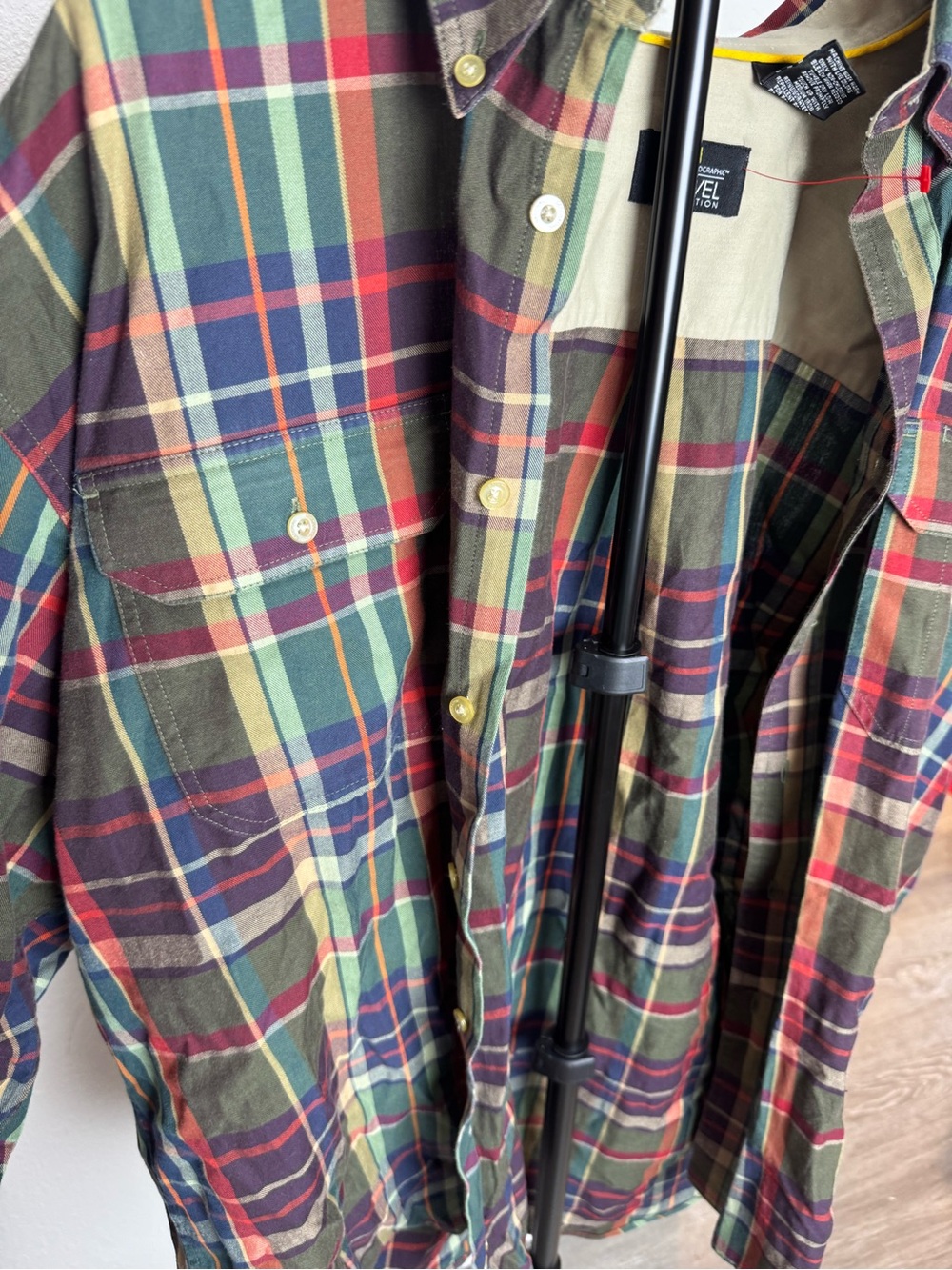 Vintage-Inspired Plaid Button-Down Shirt - Men’s National Geographic size XL